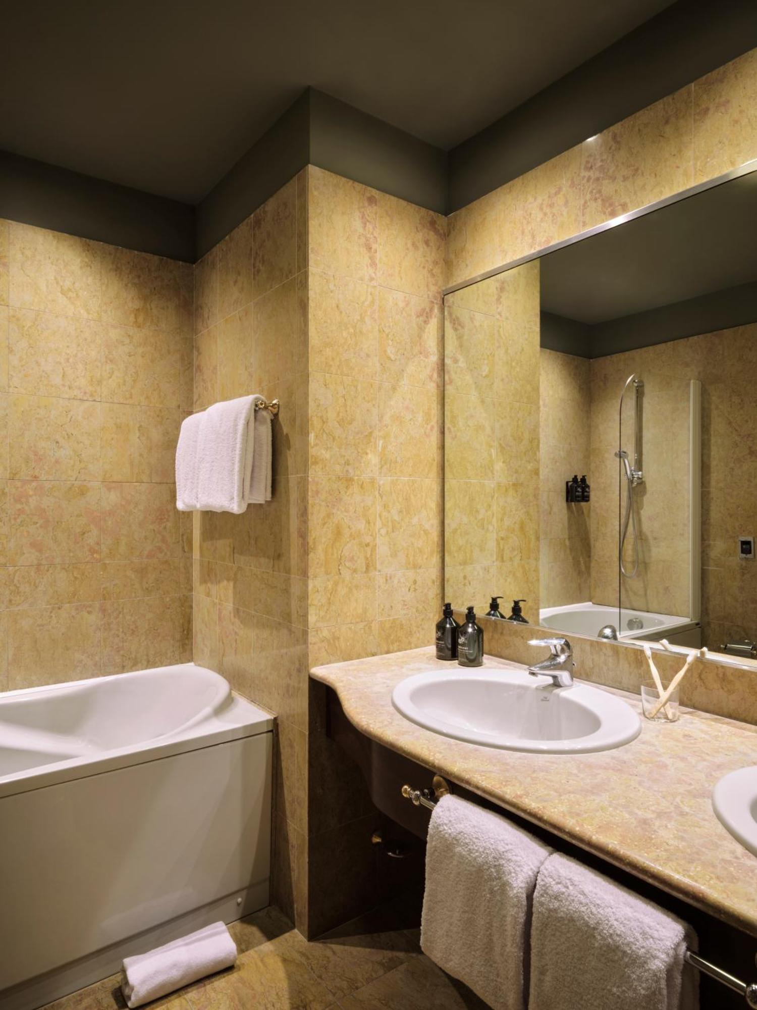Max Brown Hotel Missori, Part Of Sircle Collection 米兰 外观 照片